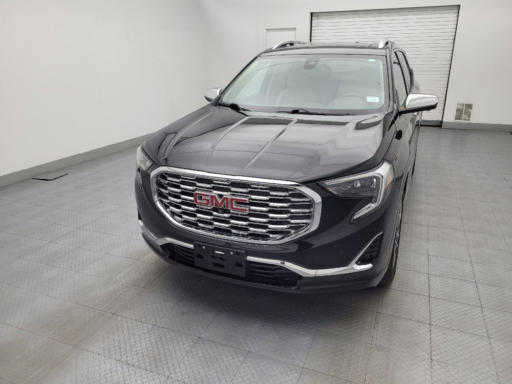 Used 2020 GMC Terrain Denali w/ Denali Premium Package FWD image 15