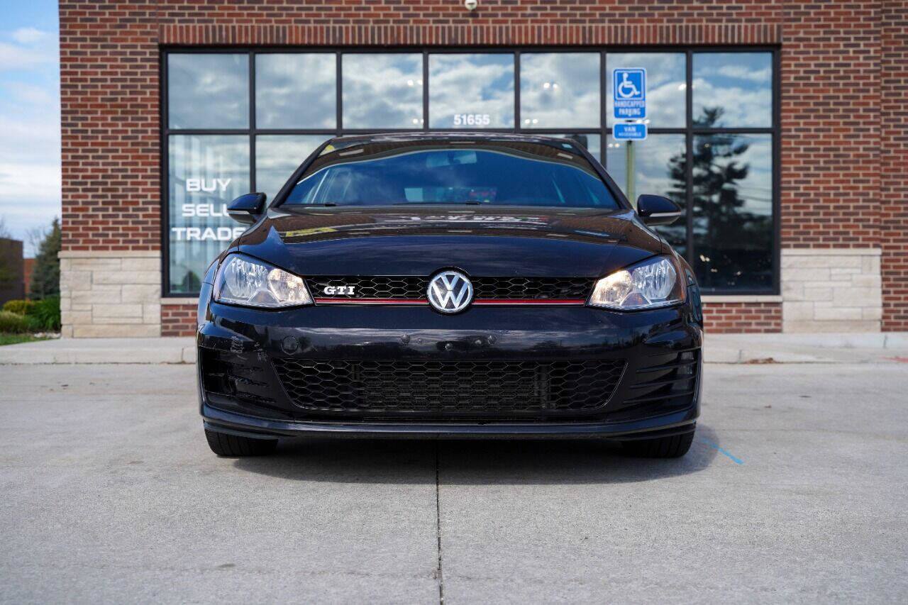 Used 2015 Volkswagen GTI S FWD image 2