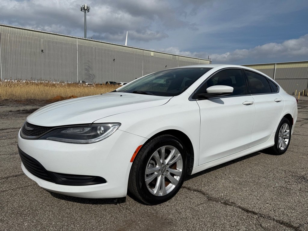 Used 2017 Chrysler 200 LX FWD image 7