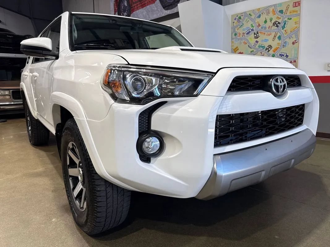 Used 2019 Toyota 4Runner TRD Off-Road AWD/4WD image 75