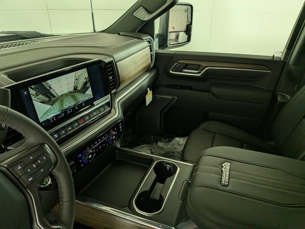 New 2026 Chevrolet Silverado 2500 High Country w/ High Country Premium Package AWD/4WD image 24