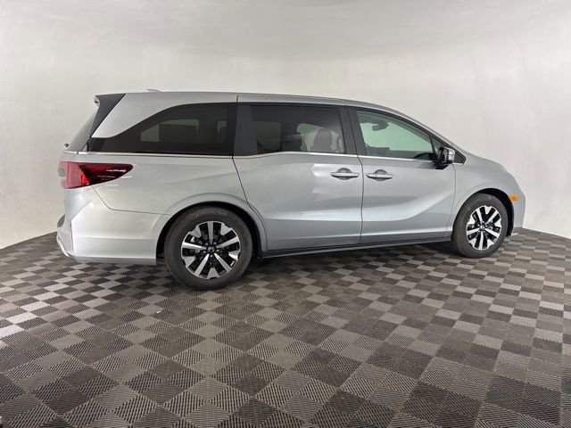 Certified 2026 Honda Odyssey EX-L image 9