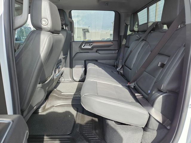 Used 2025 GMC Sierra 3500 Denali AWD/4WD image 18