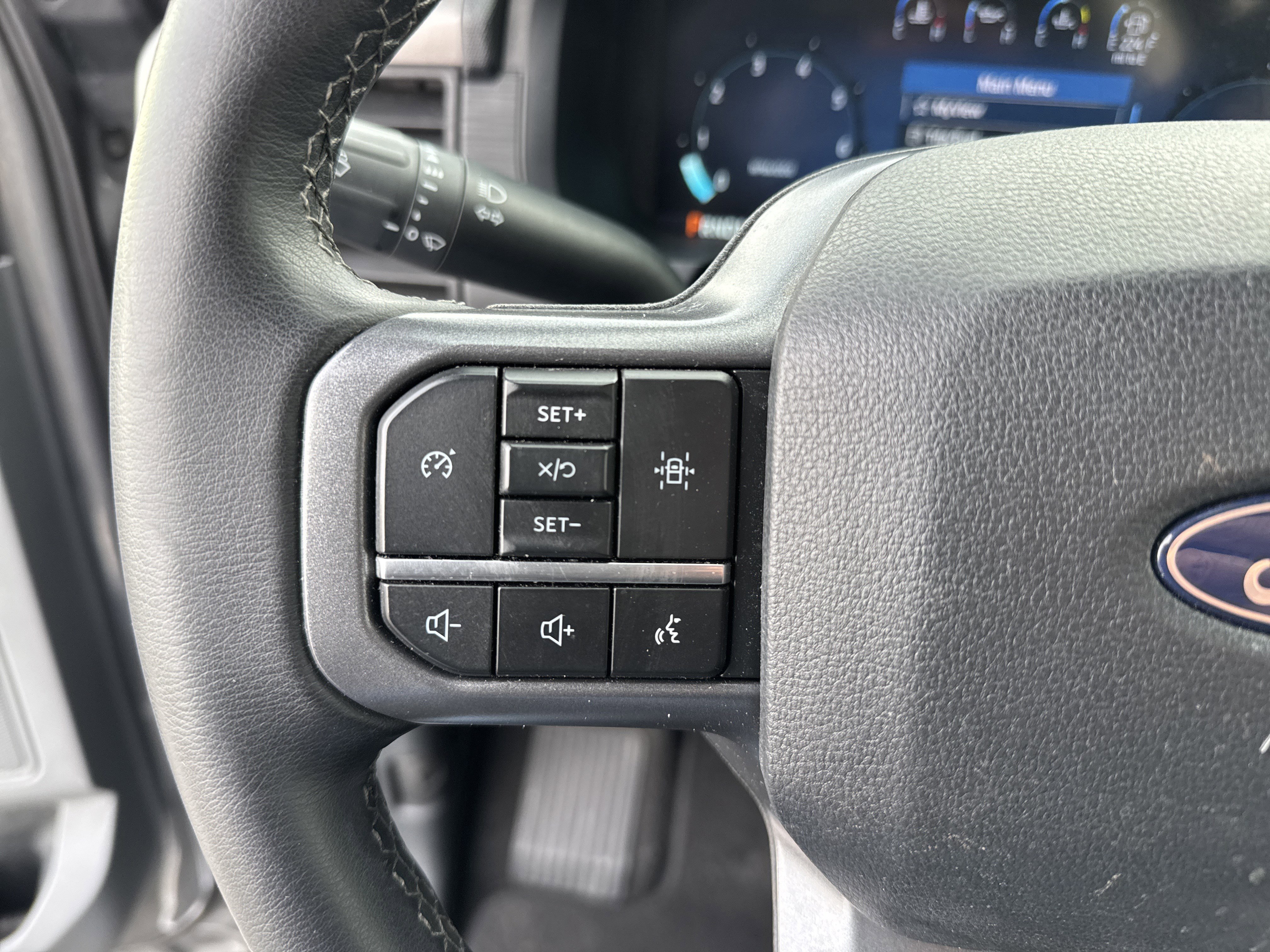 Certified 2024 Ford F150 XLT AWD/4WD image 33