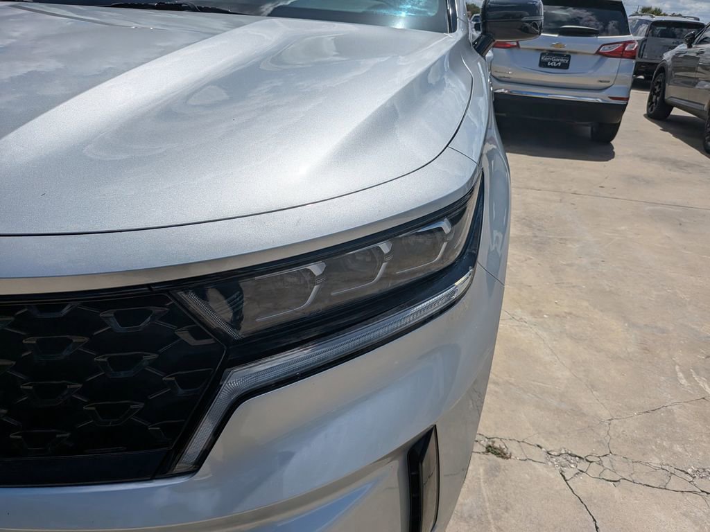 Certified 2022 Kia Sorento SX FWD image 7