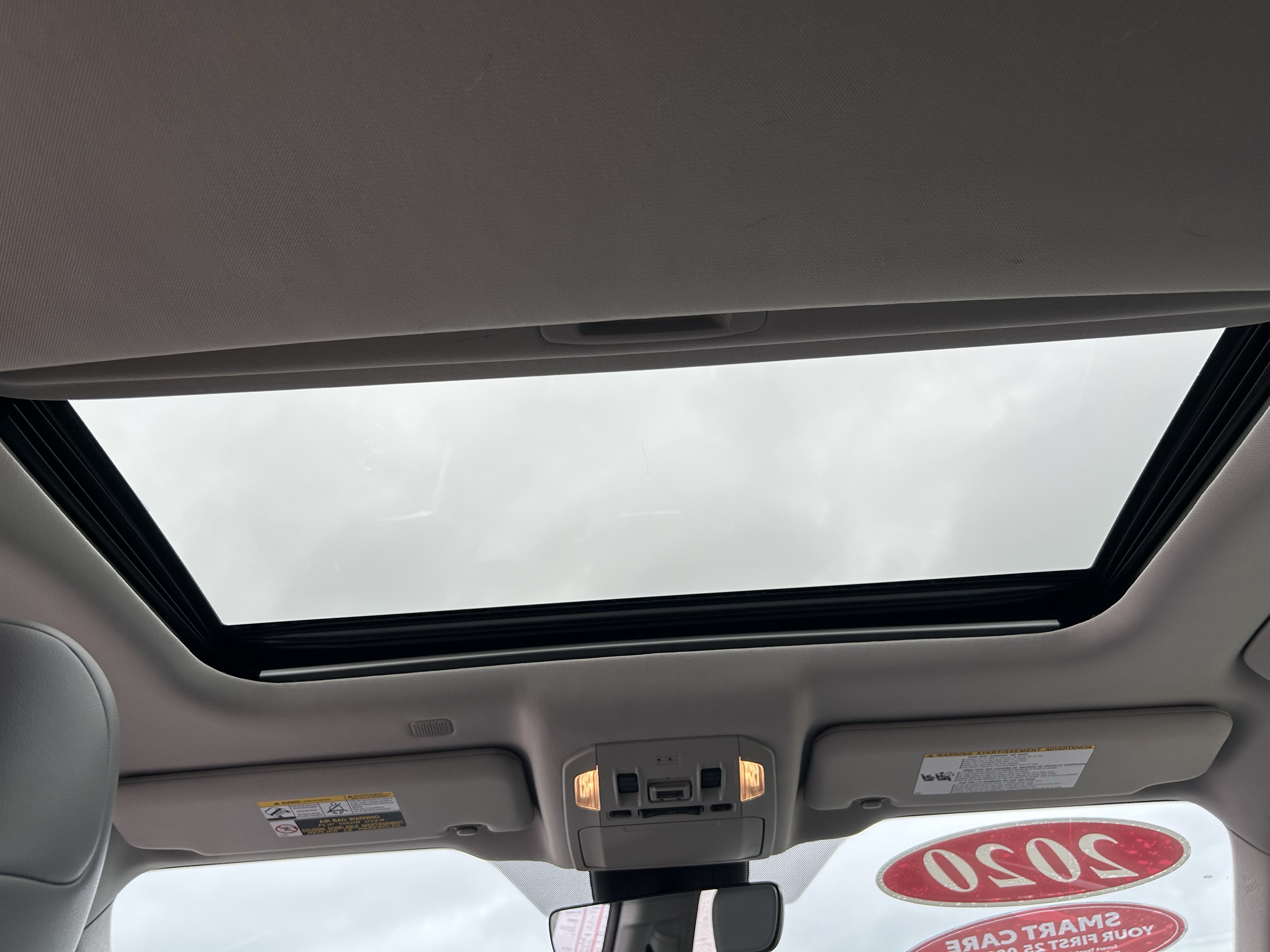 Certified 2020 Toyota Highlander XLE AWD/4WD image 19