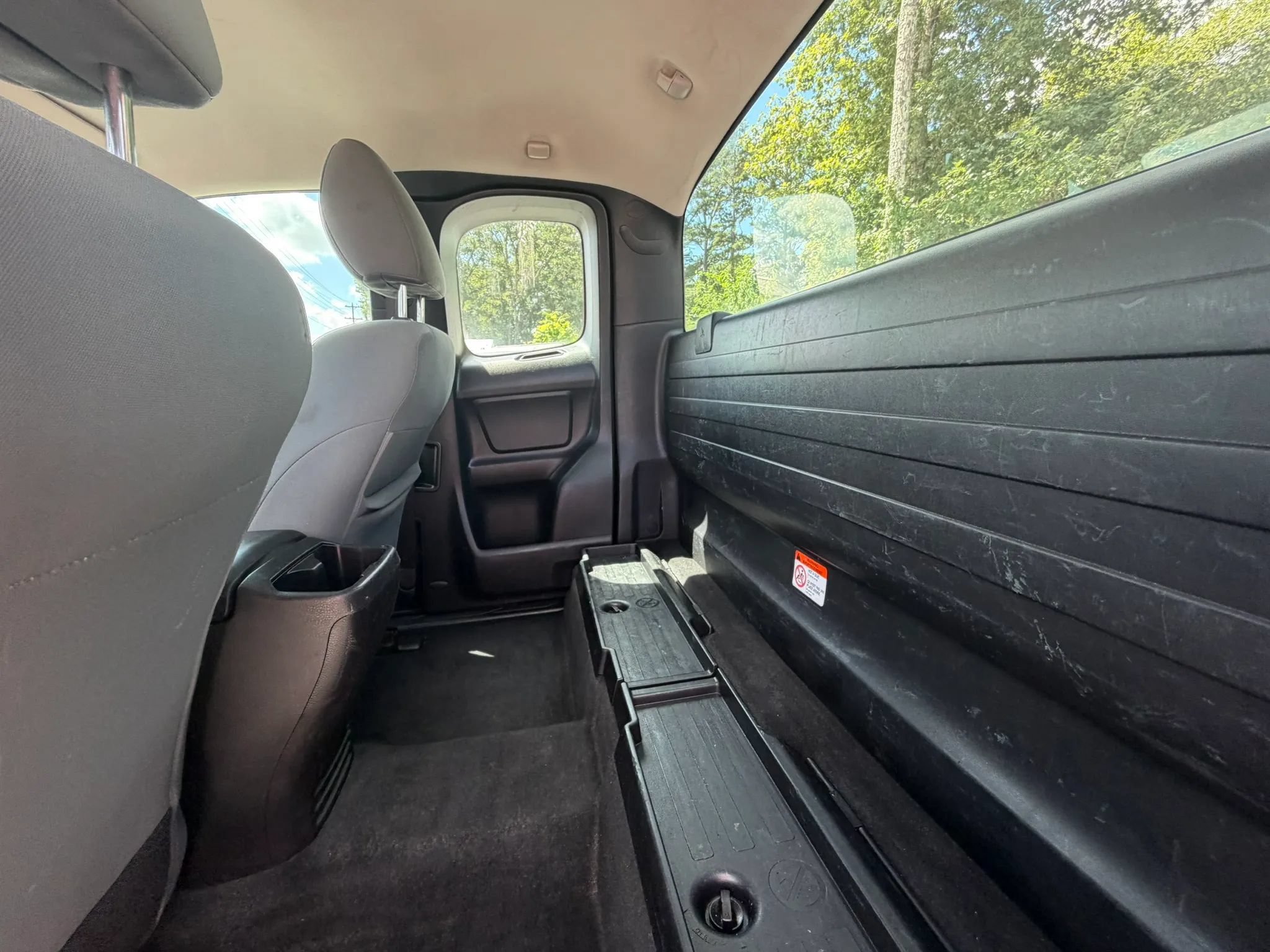Used 2016 Toyota Tacoma SR RWD image 17