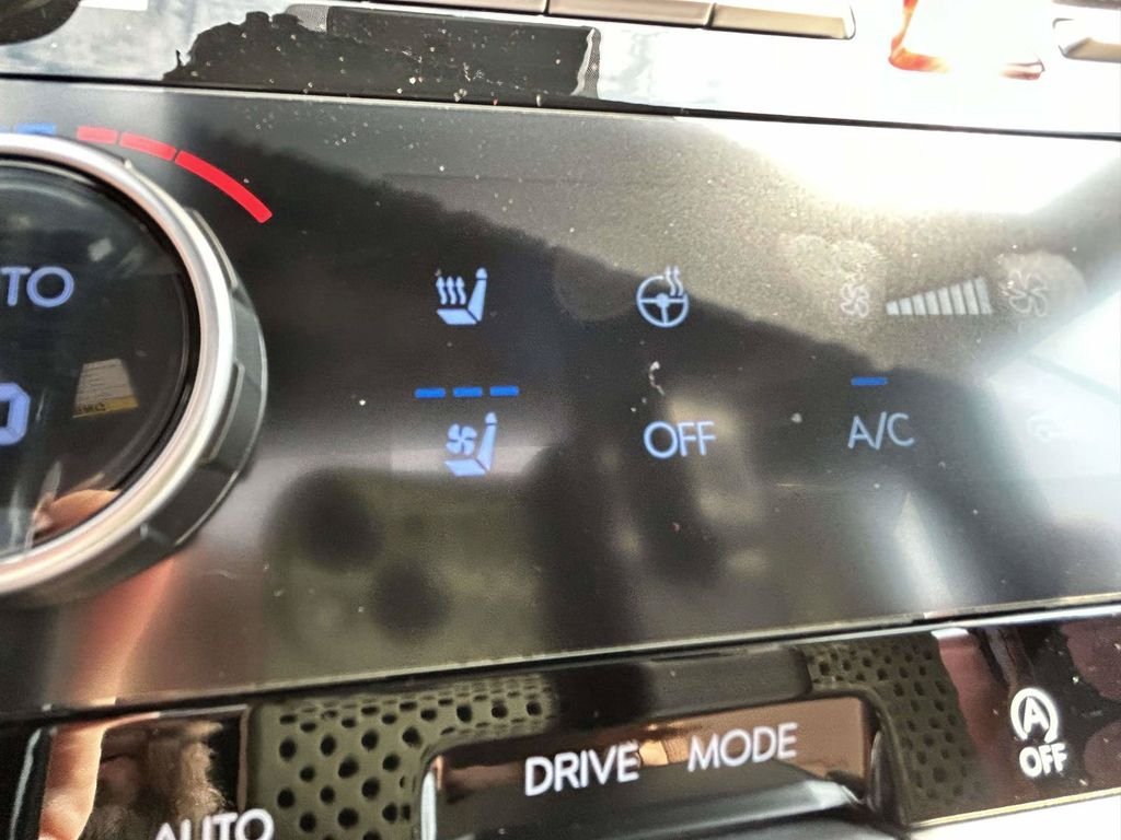 New 2027 Hyundai Santa Fe Limited FWD image 23
