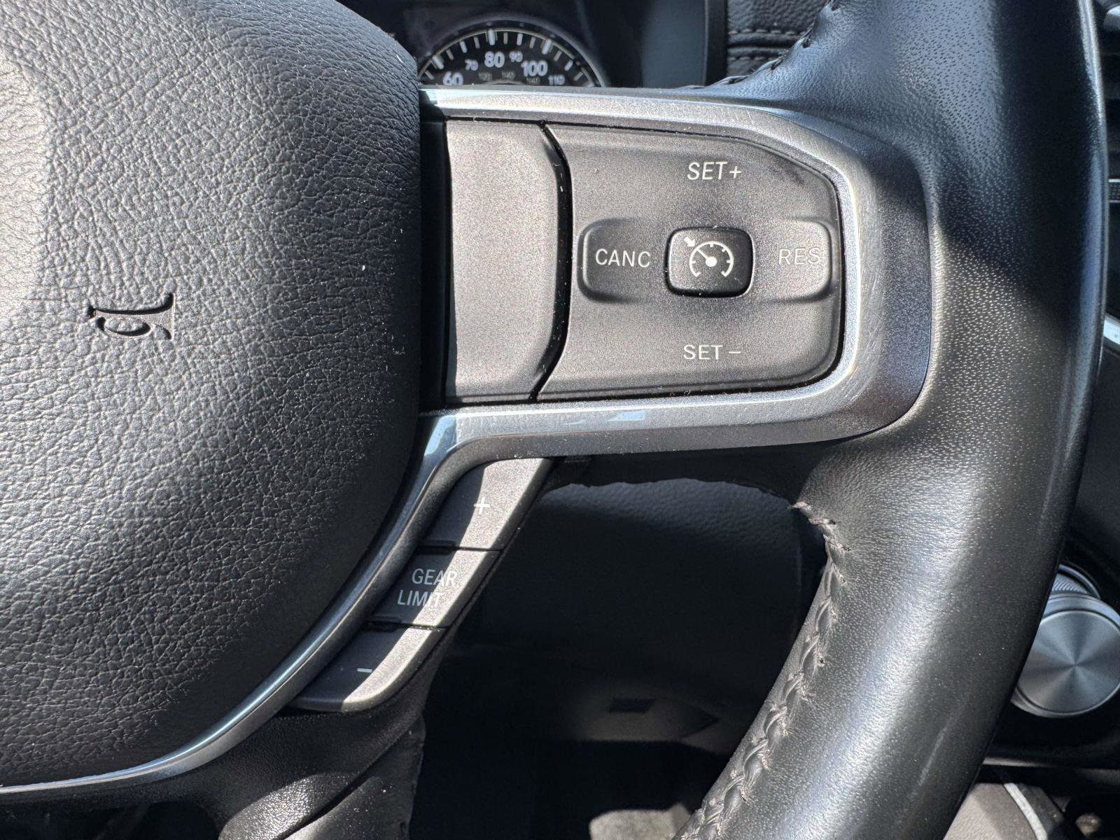Used 2023 RAM 1500 Laramie AWD/4WD image 34