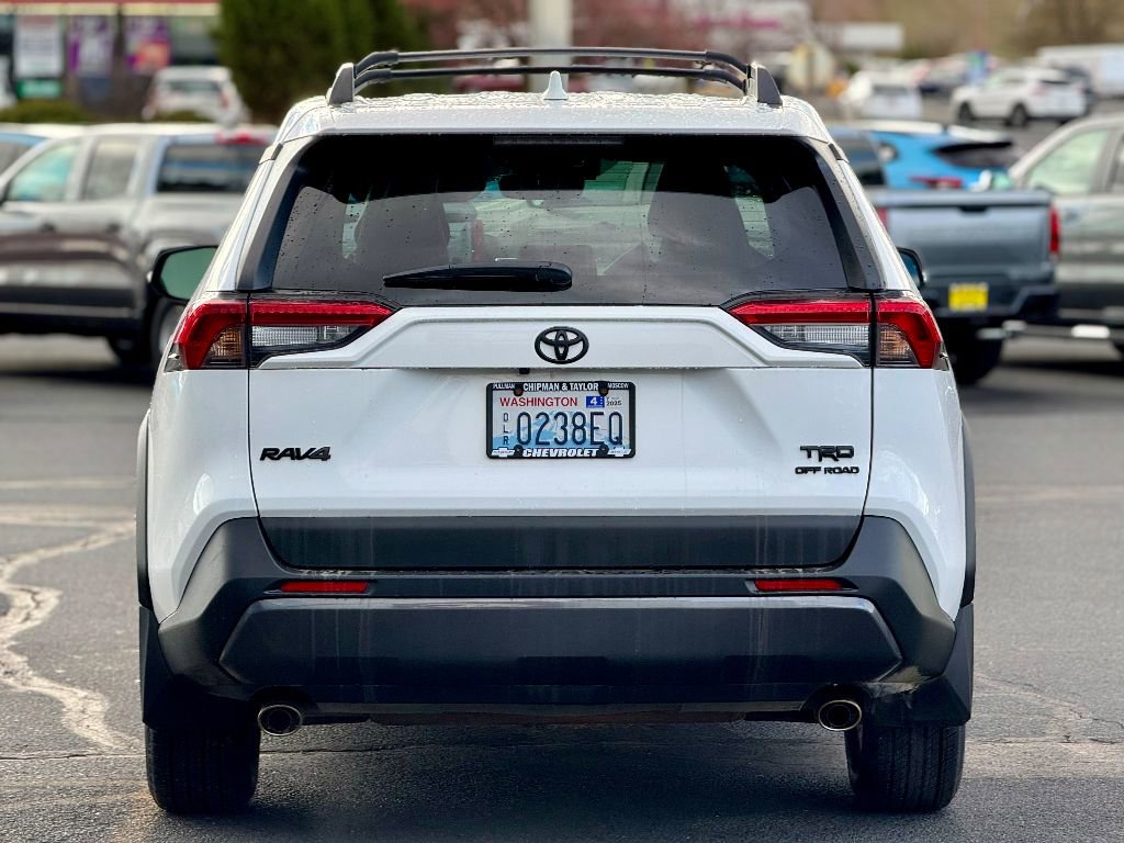 Used 2022 Toyota RAV4 TRD Off-Road image 5