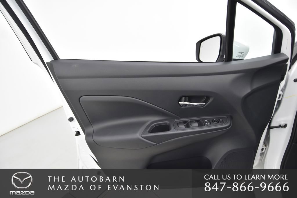 Used 2024 Nissan Versa SV w/ Trunk Package image 28