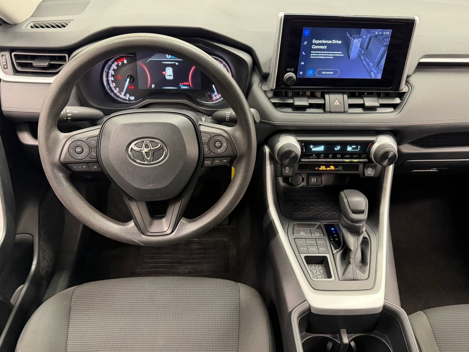 Used 2024 Toyota RAV4 LE AWD/4WD image 27