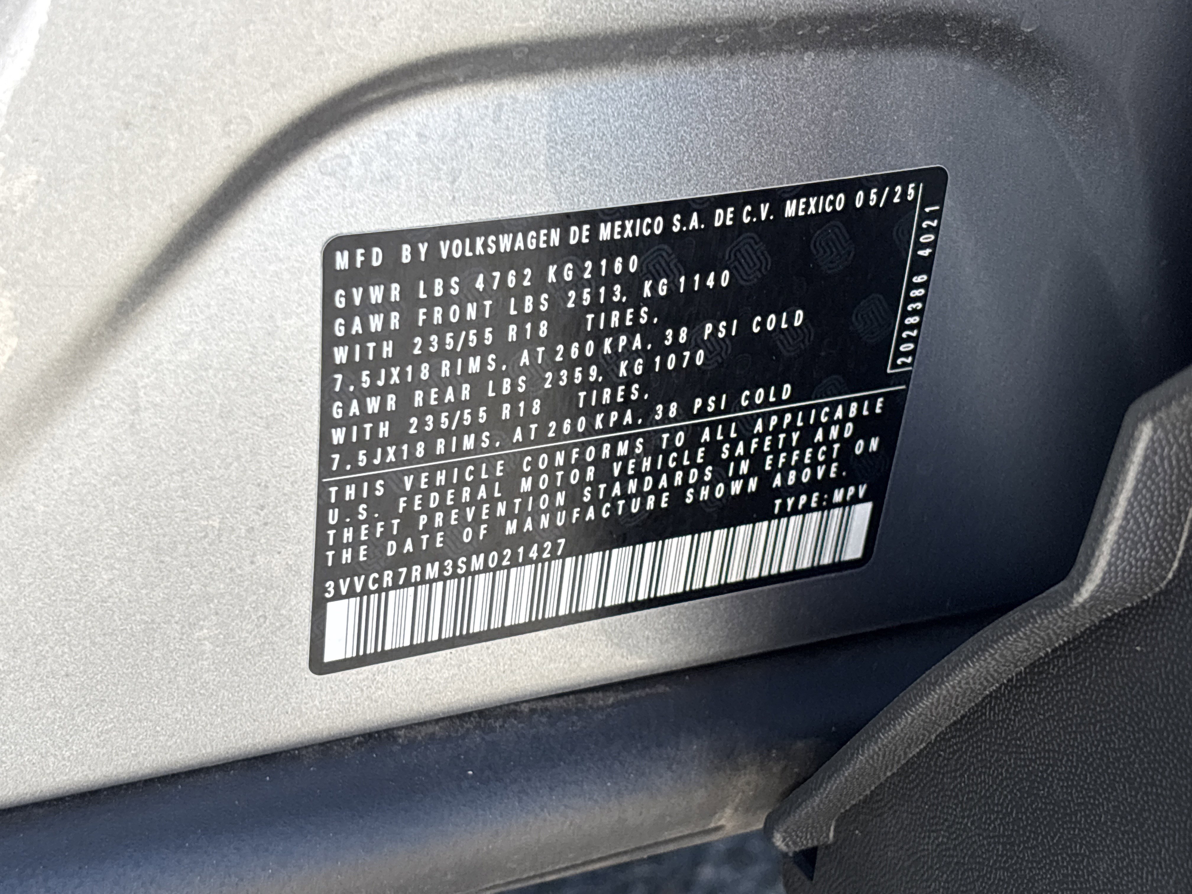 Used 2025 Volkswagen Tiguan S image 30