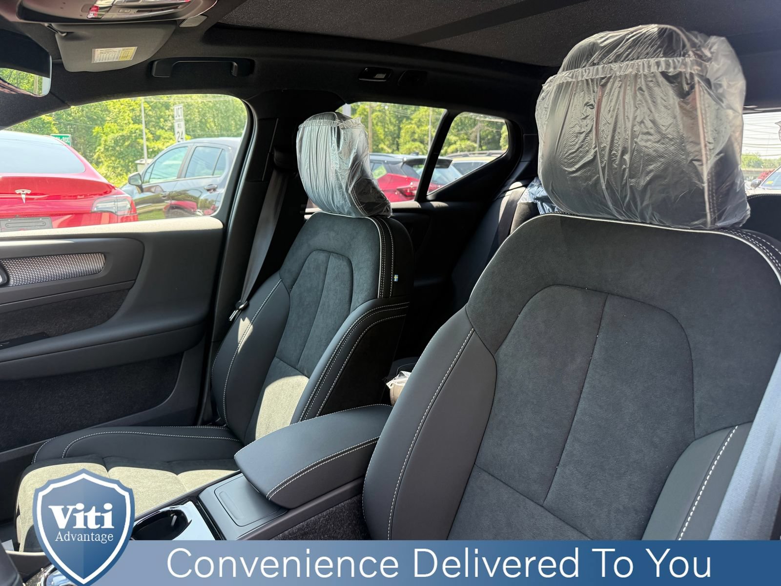 New 2026 Volvo EX40 Ultra AWD/4WD image 13