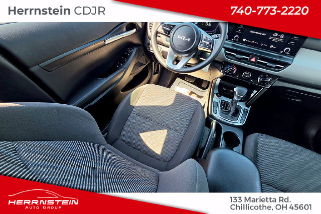 Used 2024 Kia Seltos LX AWD/4WD image 9