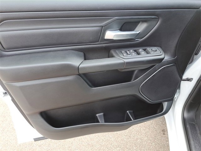 New 2026 RAM 1500 Classic Warlock image 17