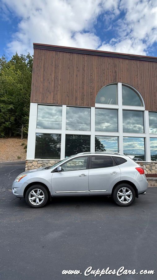 Used 2011 Nissan Rogue SV image 27