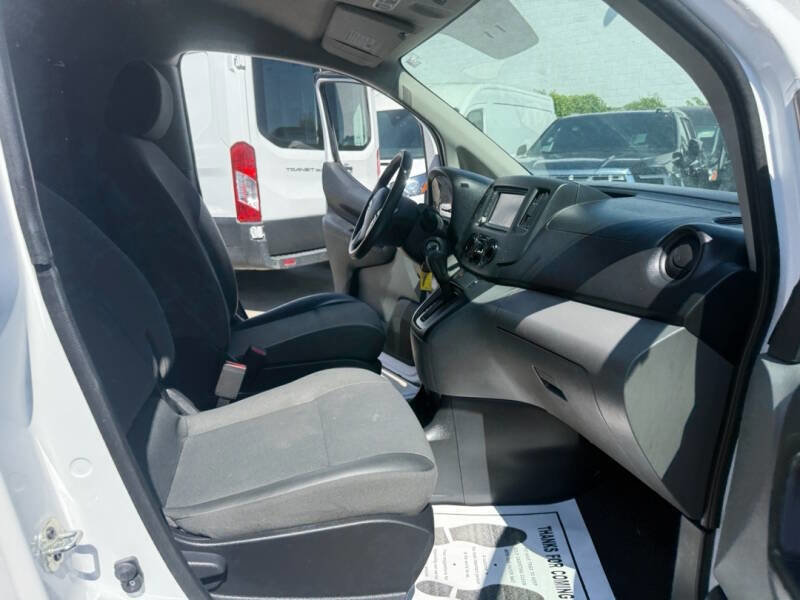 Used 2021 Nissan NV200 S image 14