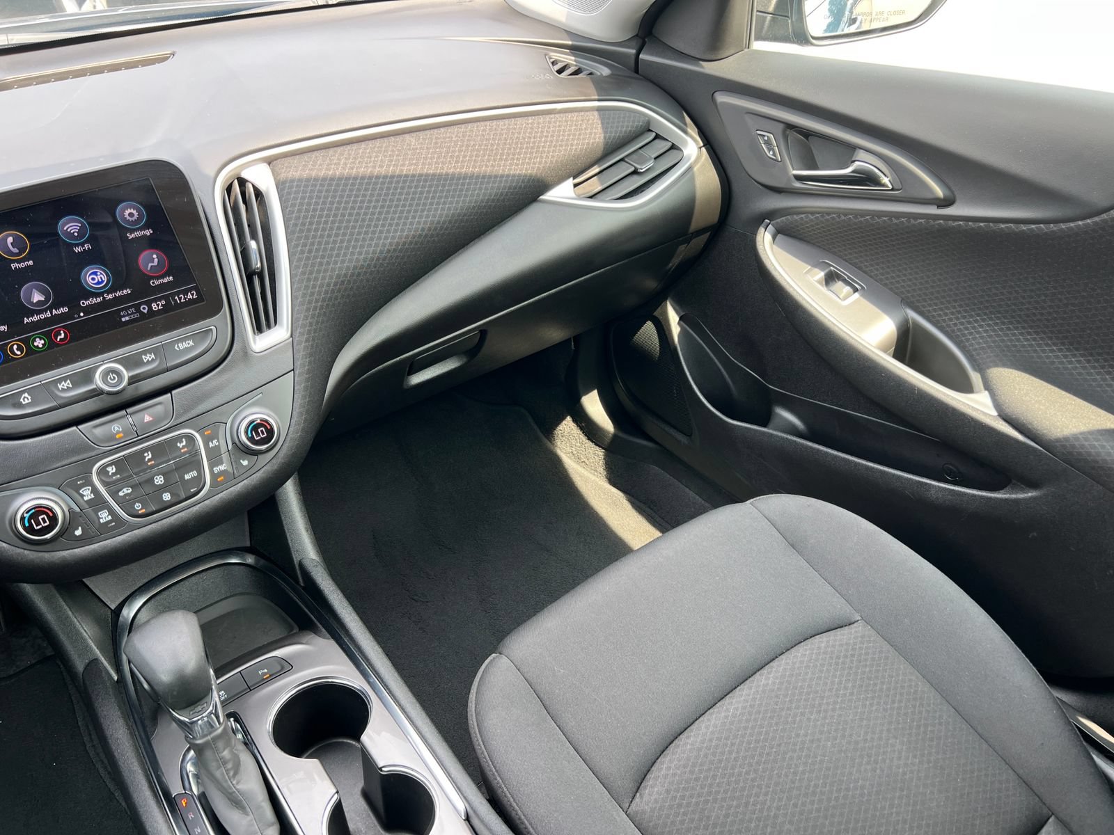 Used 2025 Chevrolet Malibu LT FWD image 29