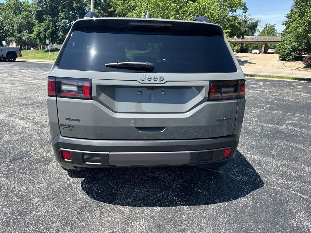 New 2026 Jeep Cherokee Laredo AWD/4WD image 3