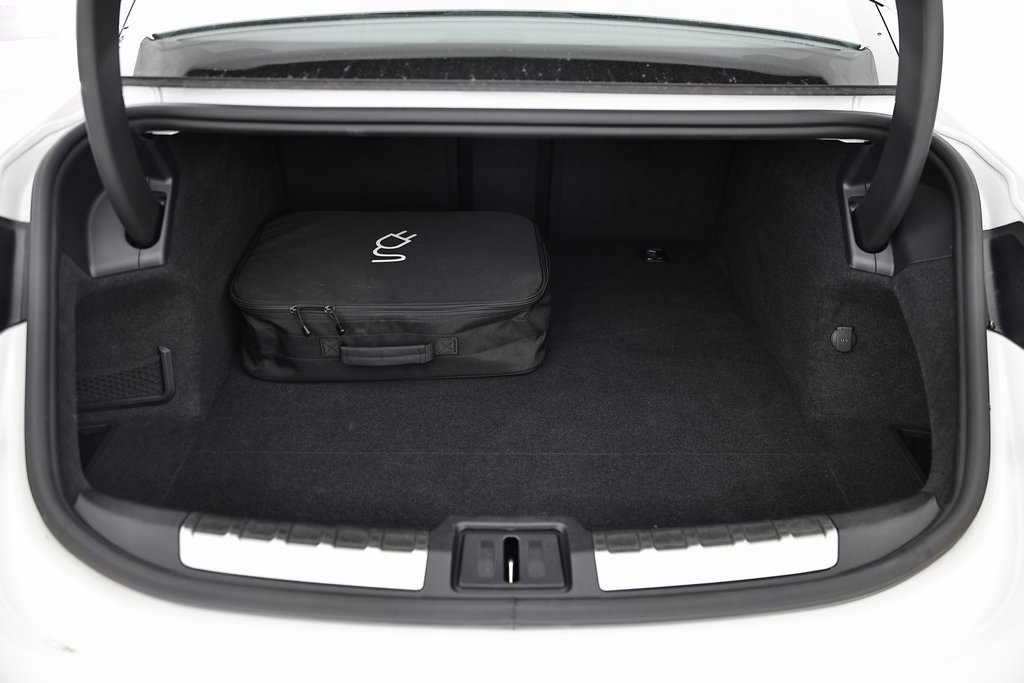 Certified 2024 Porsche Taycan GTS image 26