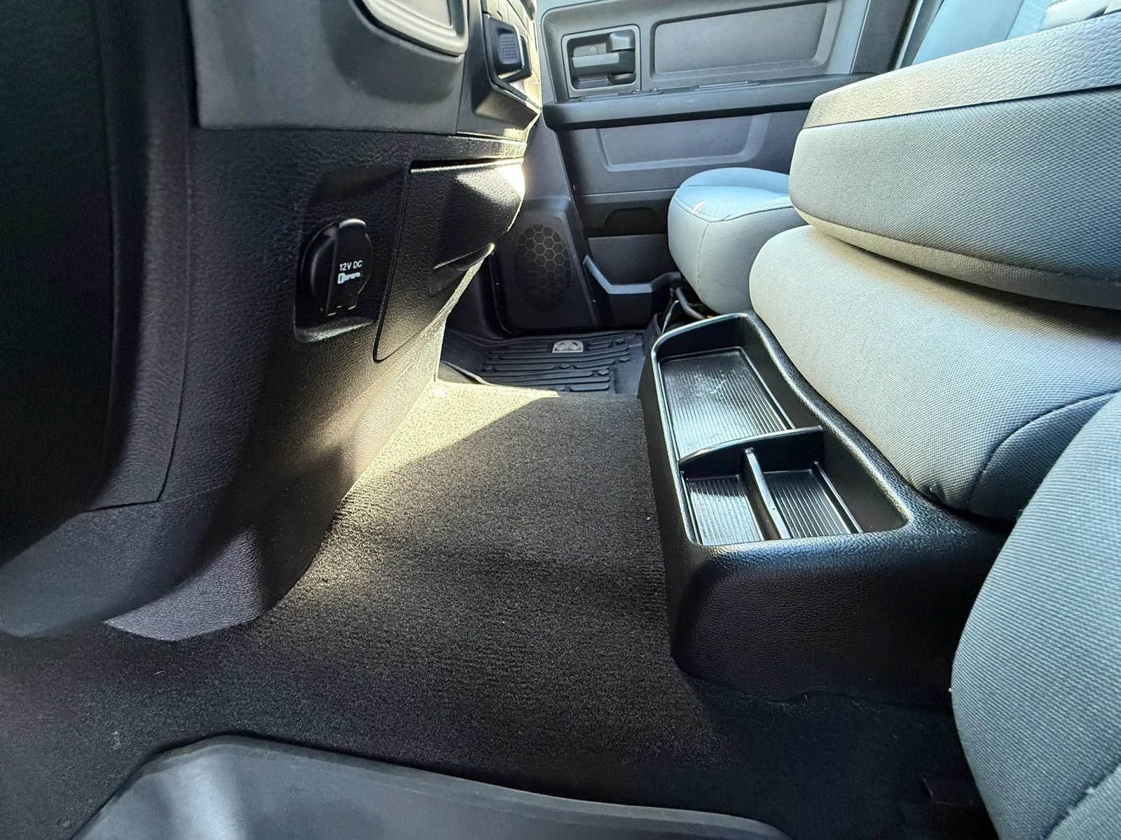 Used 2018 RAM 3500 Tradesman w/ Chrome Appearance Group AWD/4WD image 33