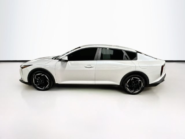 Certified 2025 Kia K4 EX FWD image 4