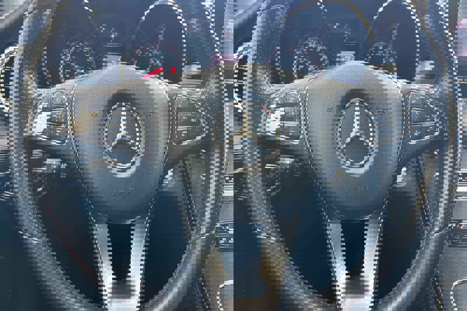 Used 2018 Mercedes-Benz GLC 300 image 24