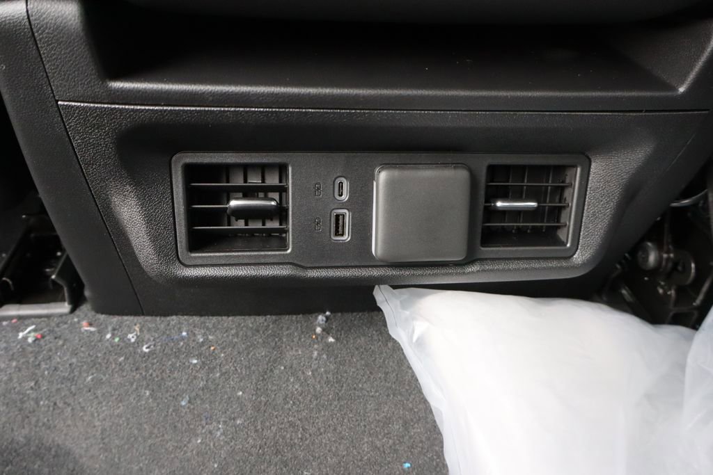 New 2026 Chevrolet Silverado 3500 LT image 18