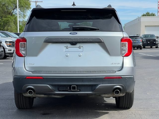 Certified 2023 Ford Explorer XLT w/ Equipment Group 202A AWD/4WD image 45