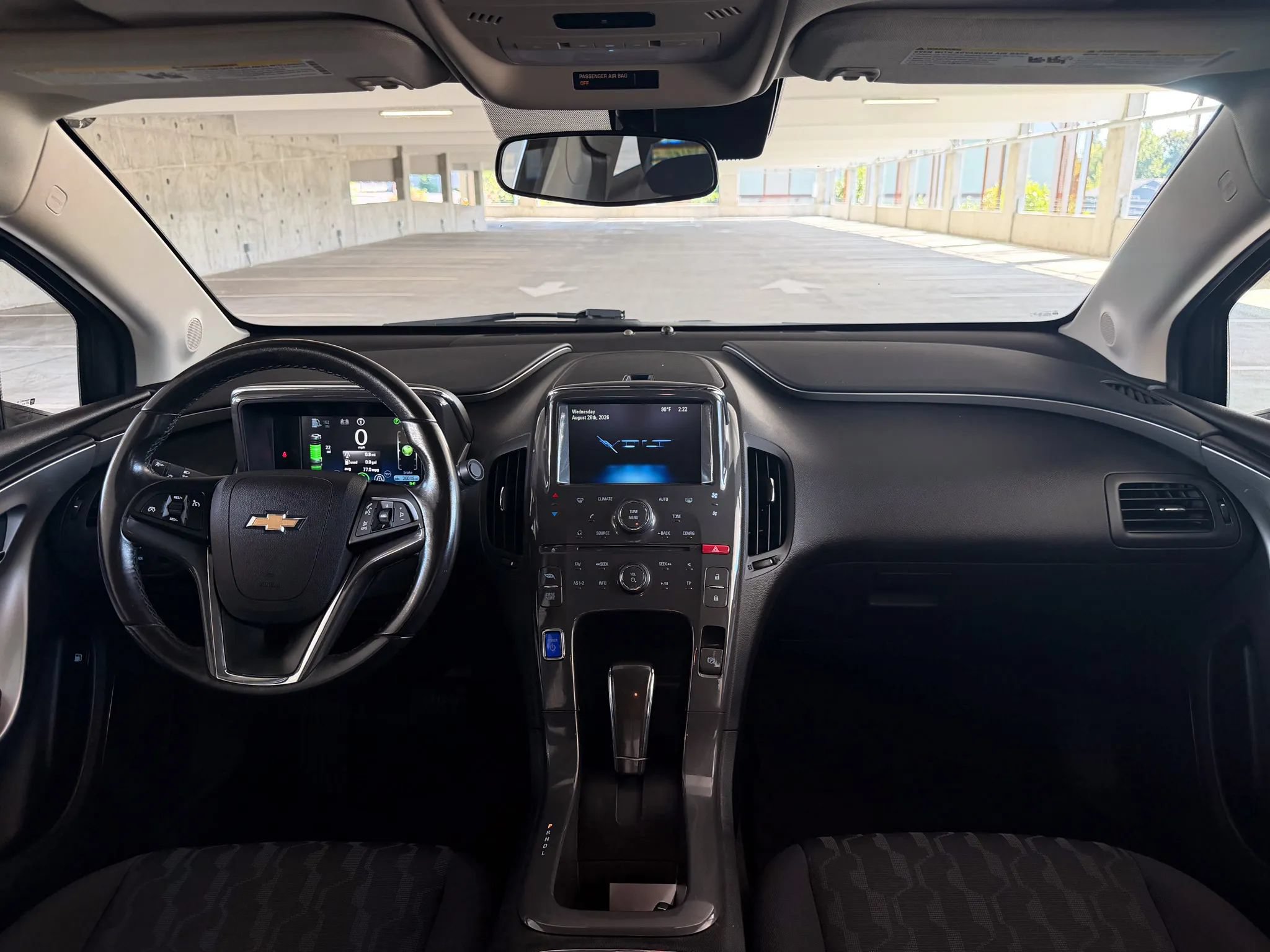 Used 2015 Chevrolet Volt FWD image 24