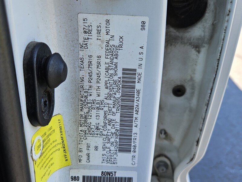 Used 2015 Toyota Tacoma PreRunner image 17