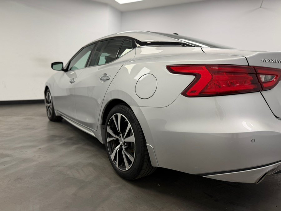 Used 2017 Nissan Maxima 3.5 SL FWD image 22