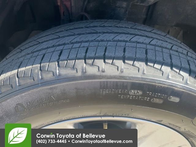 Used 2025 Toyota RAV4 XLE image 22