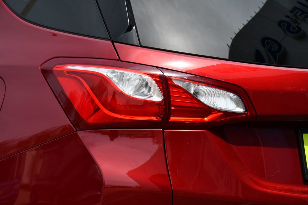 Used 2018 Chevrolet Equinox Premier AWD/4WD image 40