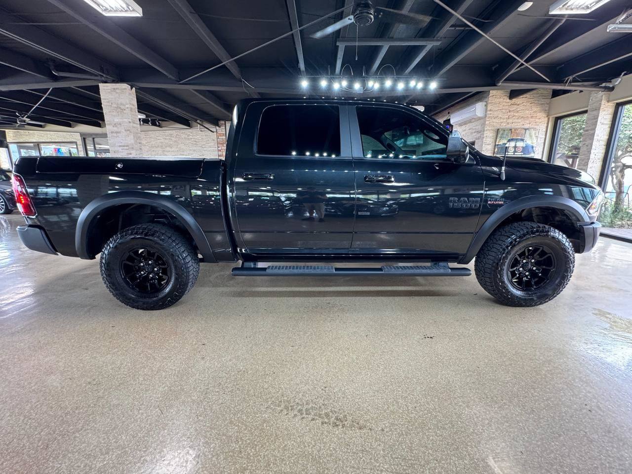 Used 2018 RAM 1500 Rebel w/ Luxury Group AWD/4WD image 8