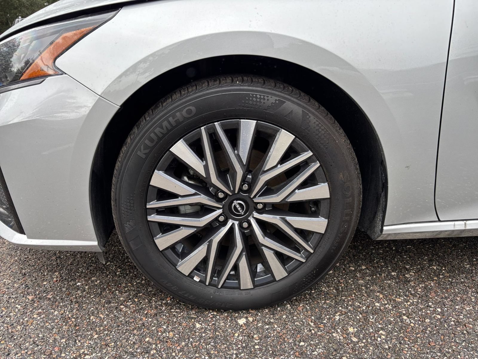 Used 2026 Nissan Altima 2.5 SV FWD image 28
