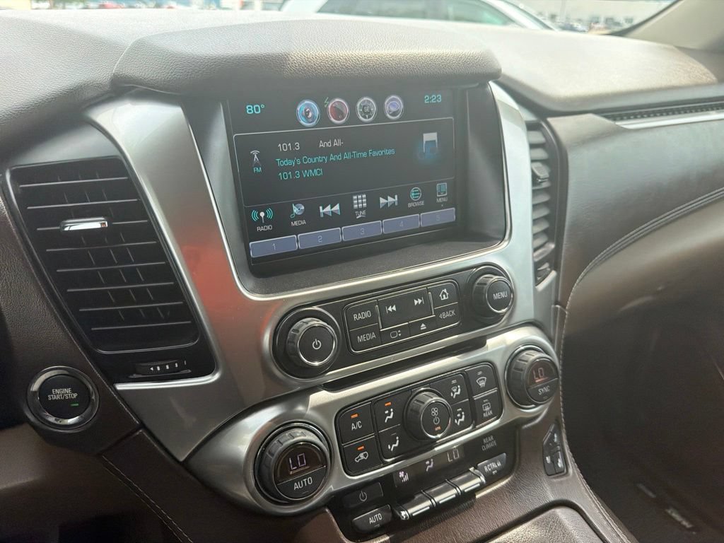 Used 2020 Chevrolet Suburban Premier w/ Max Trailering Package AWD/4WD image 18