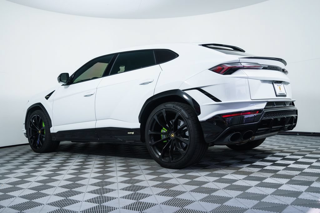 Used 2024 Lamborghini Urus S AWD/4WD image 3