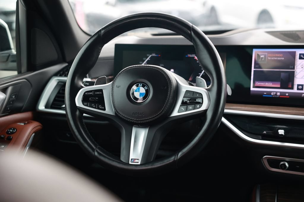 Used 2024 BMW X5 sDrive40i w/ M Sport Package RWD image 27