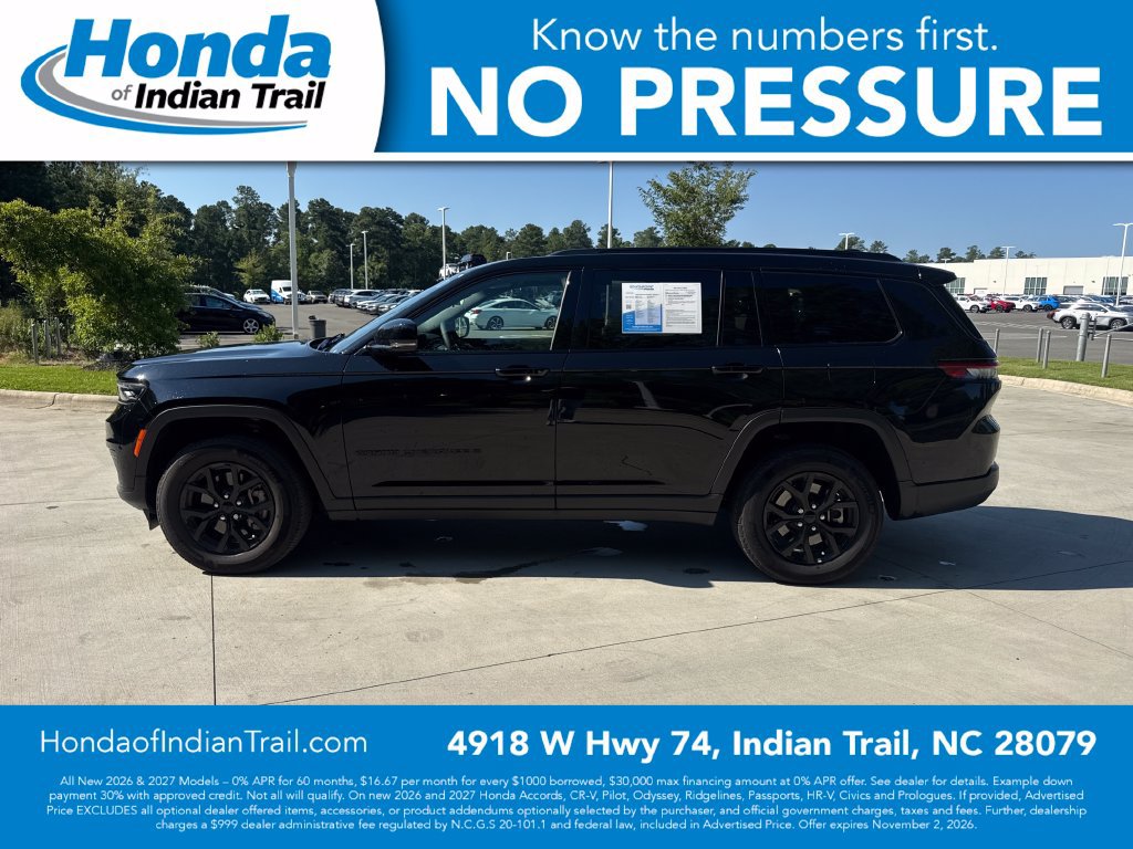 Used 2025 Jeep Grand Cherokee L Altitude AWD/4WD image 4