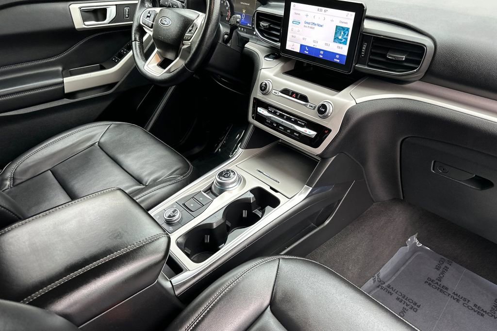 Certified 2023 Ford Explorer XLT w/ Equipment Group 202A image 15