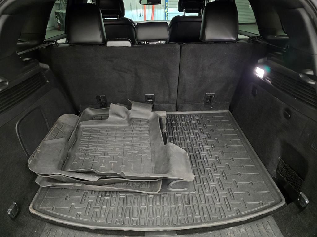 Used 2019 Lincoln MKC Premiere image 35