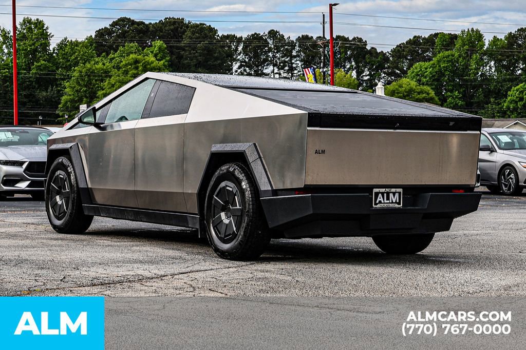 Used 2025 Tesla Cybertruck AWD Crew Cab image 7