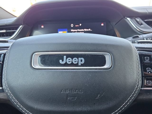 Used 2022 Jeep Grand Cherokee Overland w/ Adv Protech Group III RWD image 5