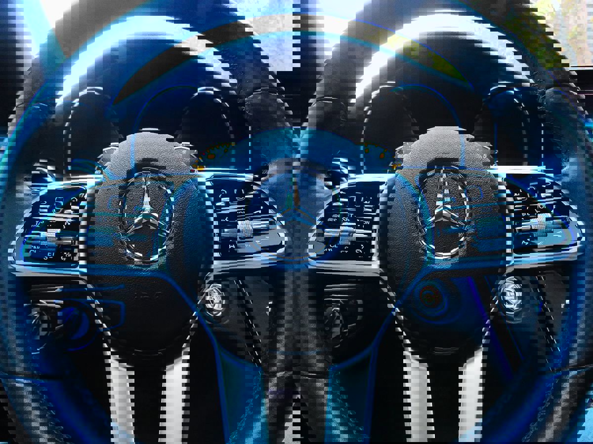 Used 2021 Mercedes-Benz C 300 Sedan image 23