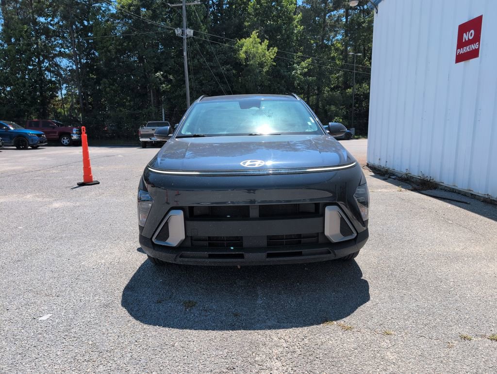 Used 2024 Hyundai Kona SEL AWD/4WD image 2