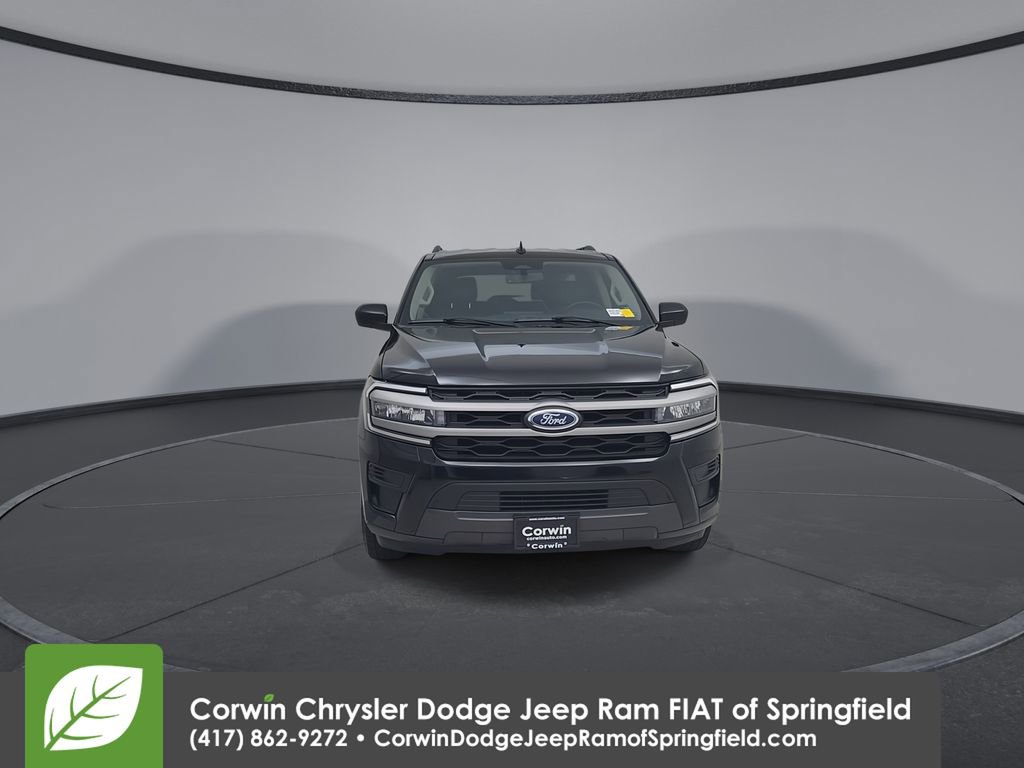 Used 2024 Ford Expedition Max XLT image 5