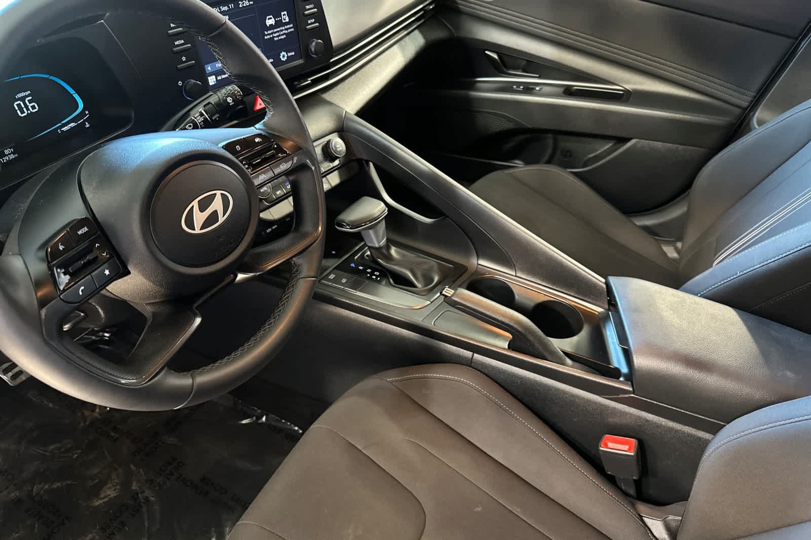 Used 2026 Hyundai Elantra Sport FWD image 11
