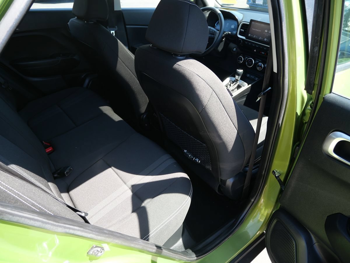 Used 2024 Hyundai Venue SEL FWD image 22